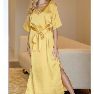 Gorgeous long yellow dress